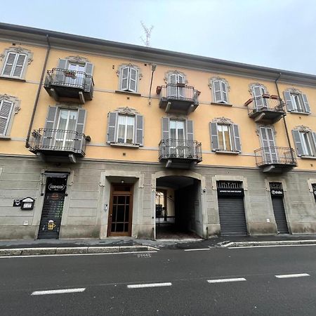 Gelsomino Appartamento Con Posto Auto Nel Centro Di Monza Exterior foto